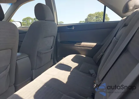 2005 Toyota Camry Le from USA, damaged, VIN 4T1BE32K75U993731